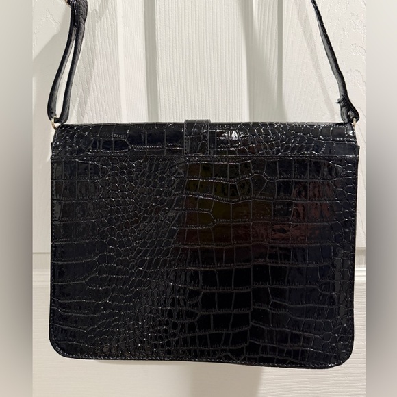 Black Croc Embossed Patent Leather Shoulder Bag - Picture 6 of 6